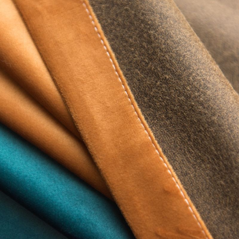 BLACKOUT HOLLAND VELVET (6)